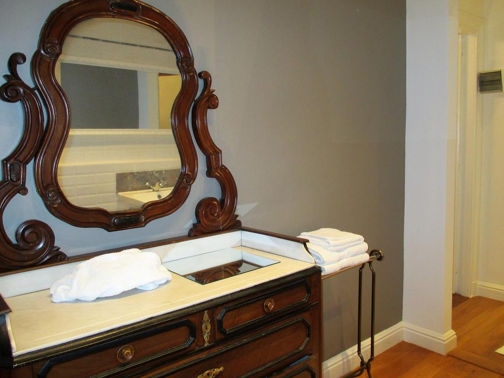 Apartments Suites In Антверпен Екстериор снимка